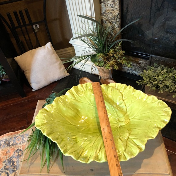 18 Inch Vintage Royal Haegar Cabbage Leaf Serving Dish  R599 - Picture 5 of 5